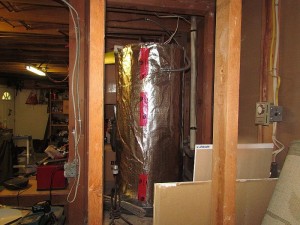 Insulated hot water tank